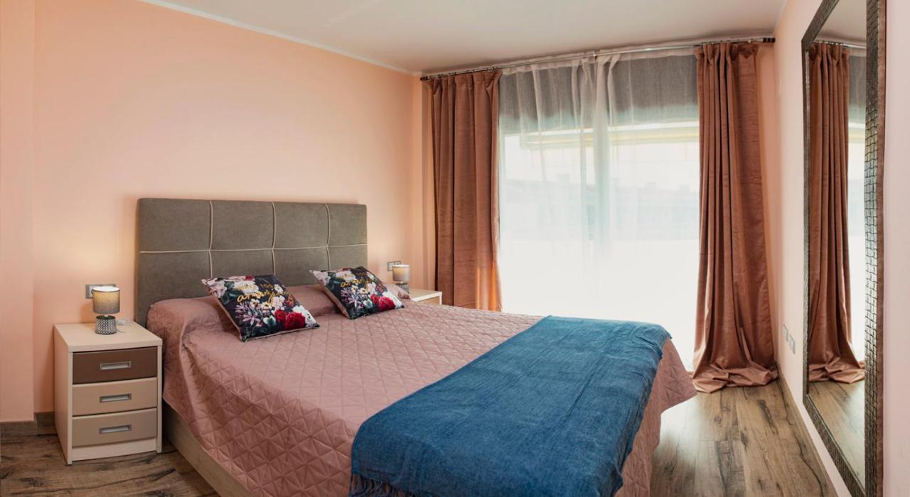 Appartement Parrot'S House Fenals à Lloret de Mar Extérieur photo